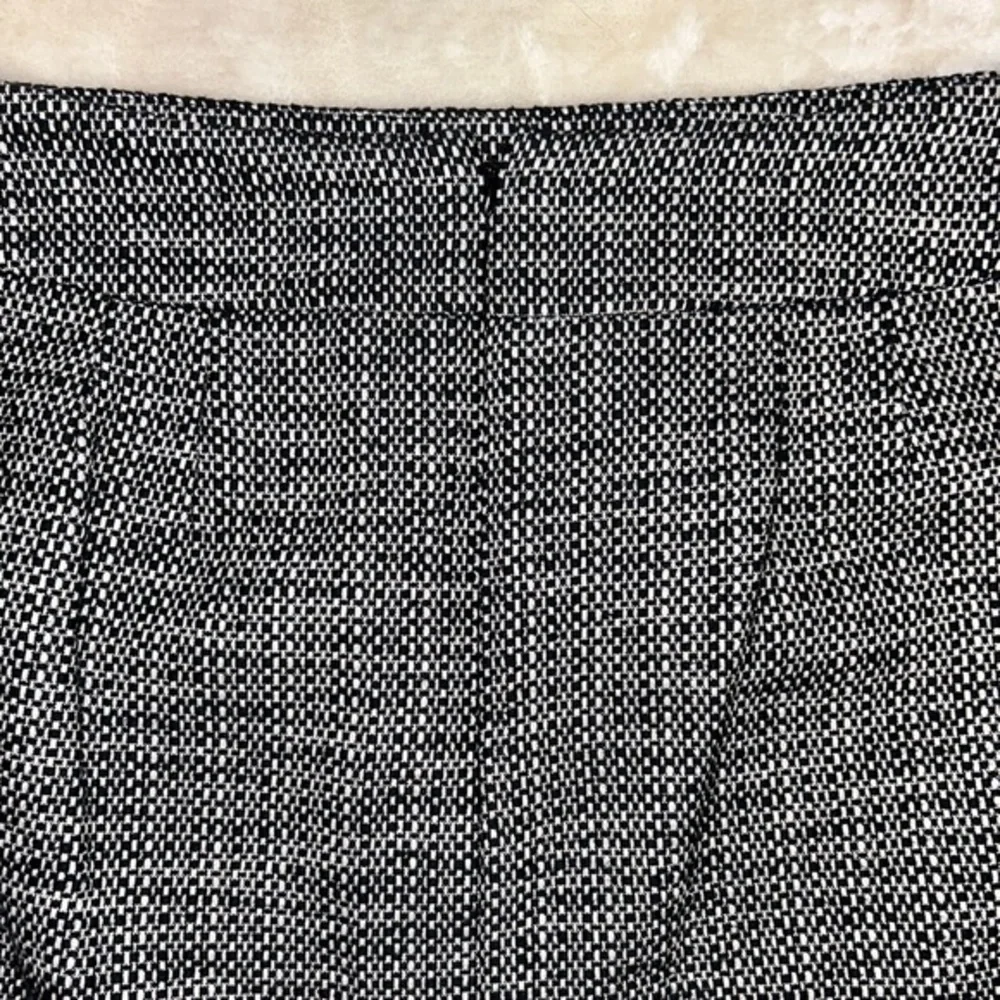LOFT black/white tweed pencil skirt - sz 8 - Picture 8 of 8